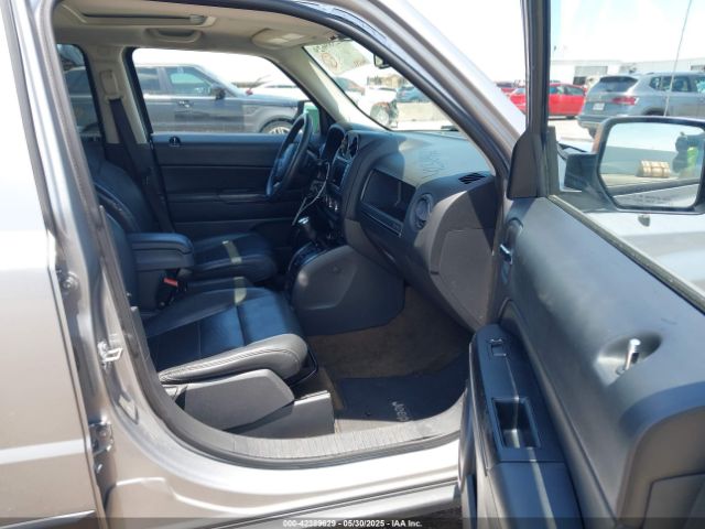 1C4NJPFAXHD130724 Jeep Patriot High Altitude Fwd