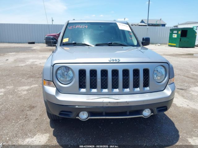 1C4NJPFAXHD130724 Jeep Patriot High Altitude Fwd