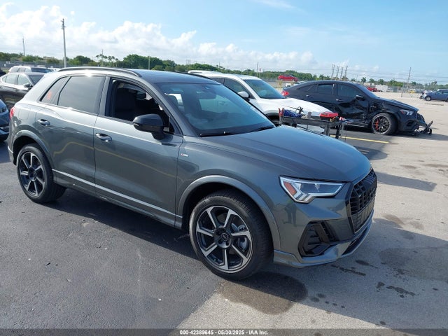 2025 AUDI Q3 WA1EECF35S1046845 Photo 0