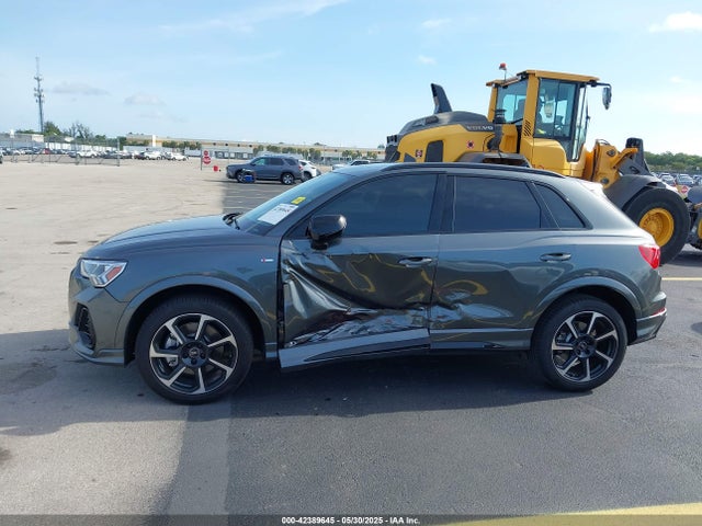 2025 AUDI Q3 WA1EECF35S1046845 Photo 5
