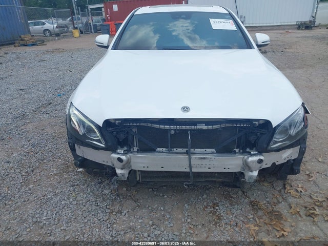 WDDZF4KB6HA198011 Mercedes-Benz m274