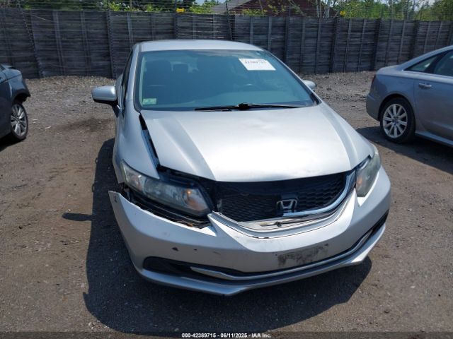 19XFB2F57FE256705 Honda Civic Lx
