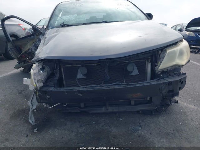 4T4BF1FK1ER428781 Toyota CAMRY LE