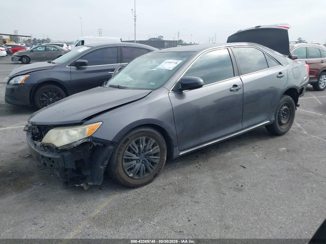 4T4BF1FK1ER428781 Toyota CAMRY LE