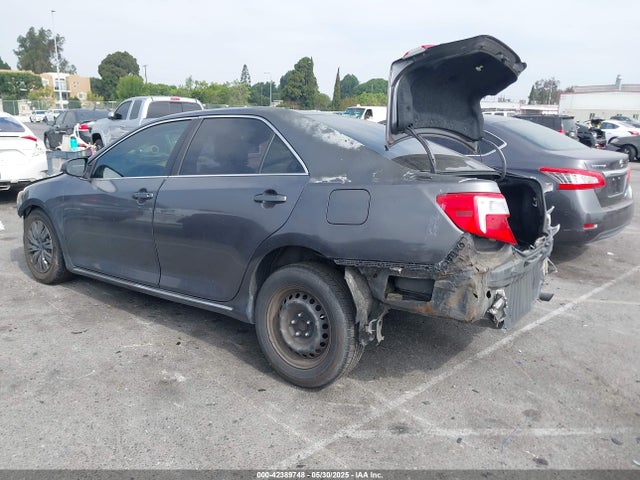 4T4BF1FK1ER428781 Toyota CAMRY LE