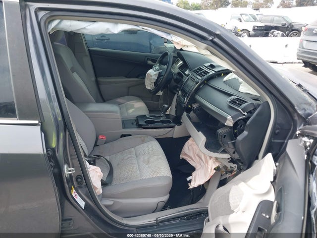 4T4BF1FK1ER428781 Toyota CAMRY LE