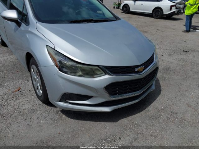 1G1BC5SM3H7108721 Chevrolet Cruze Ls Auto
