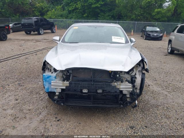 3FA6P0HD5FR252340 Ford FUSION SE