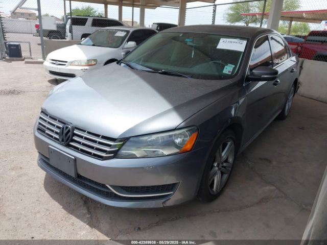 1VWBV7A37FC072619 Volkswagen Passat 2.0l Tdi Se