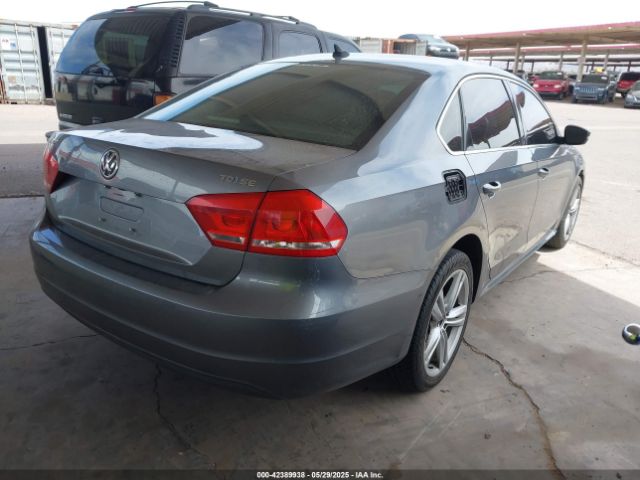 1VWBV7A37FC072619 Volkswagen Passat 2.0l Tdi Se