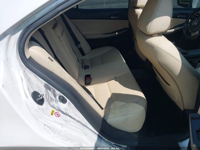 Lexus IS 300 2016 JTHCM1D26G5011146 Image 8