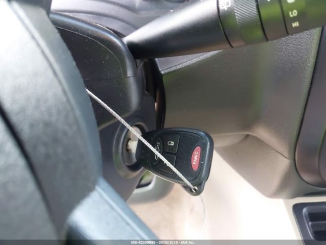 1C4NJPBB8GD681974 Jeep Patriot