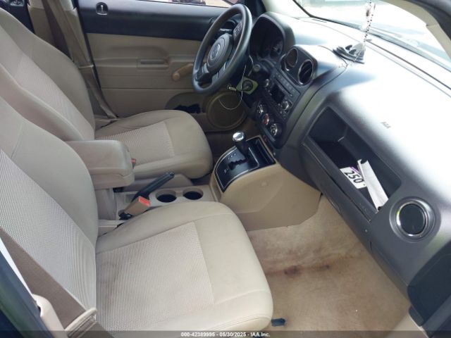 1C4NJPBB8GD681974 Jeep Patriot