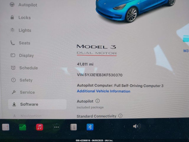 5YJ3E1EB3KF530370 Tesla 2019