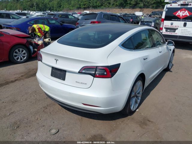 2019 TESLA MODEL 3 5YJ3E1EB3KF530370 Photo 3
