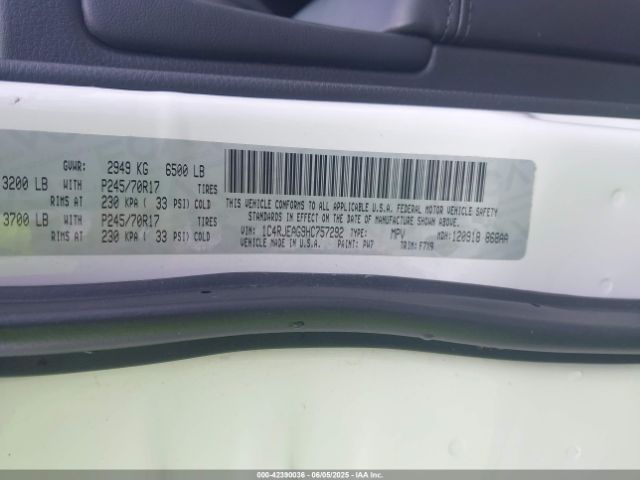 2017 JEEP GRAND CHEROKEE 1C4RJEAG9HC757292 Photo 8