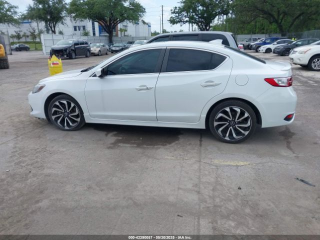19UDE2F4XJA008323 Acura Ilx Special Edition