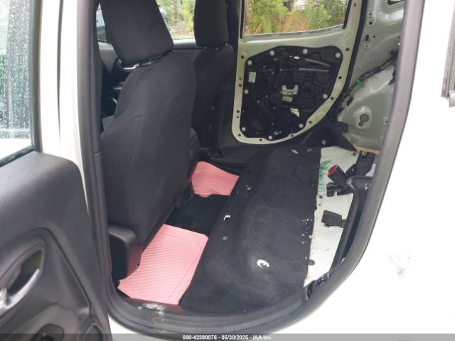 2022 JEEP RENEGADE ZACNJDA1XNPN56798 Photo 7
