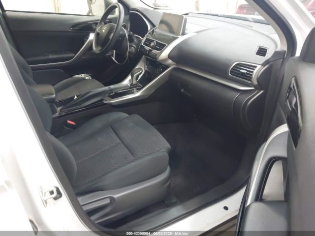 2018 MITSUBISHI ECLIPSE CROSS JA4AT4AA3JZ065619 Photo 4