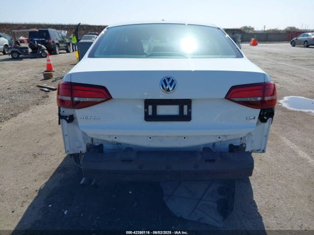 3VW2B7AJ0HM233613 Volkswagen Jetta 1.4t S