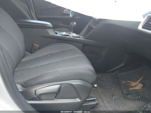 2GNALCEK9G6146896 Chevrolet EQUINOX LT