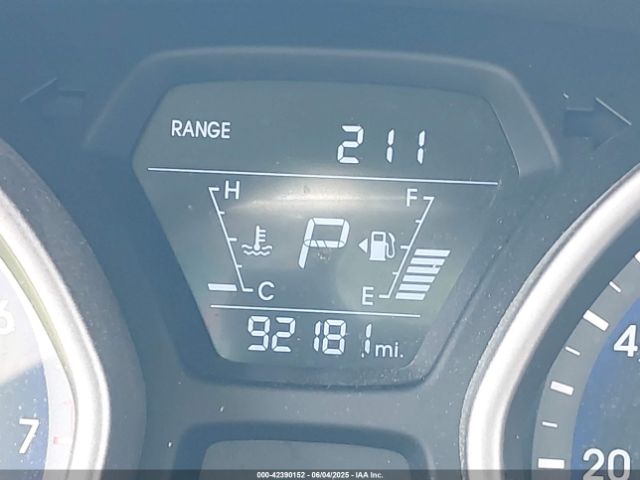 KMHDH4AE6FU350967 Hyundai ELANTRA SE