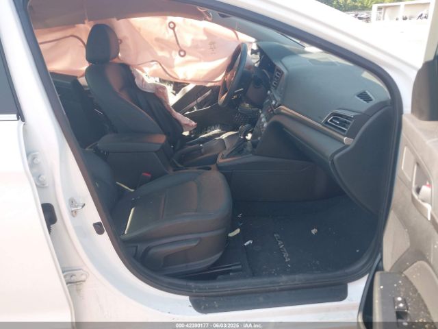 2019 HYUNDAI ELANTRA 5NPD84LF4KH416866 Photo 4