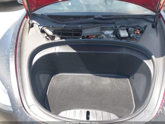 5YJ3E1EB2JF097574 Tesla MODEL 3