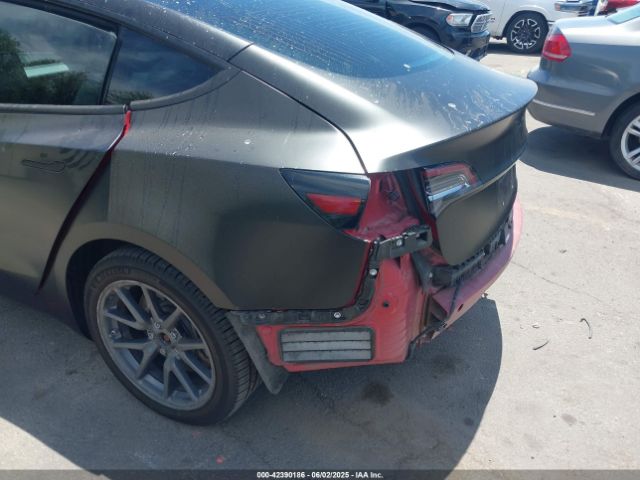 5YJ3E1EB2JF097574 Tesla MODEL 3