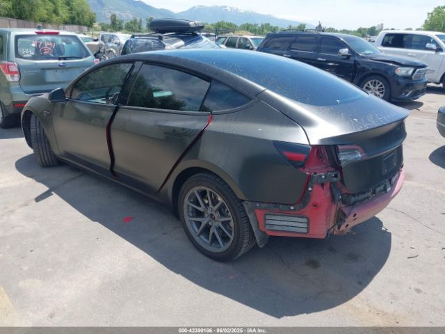 5YJ3E1EB2JF097574 Tesla MODEL 3