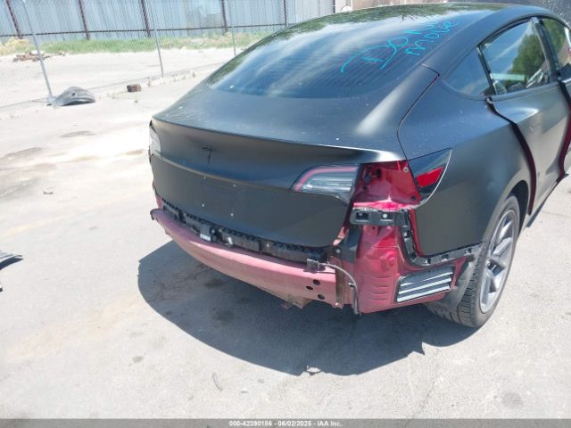 5YJ3E1EB2JF097574 Tesla MODEL 3