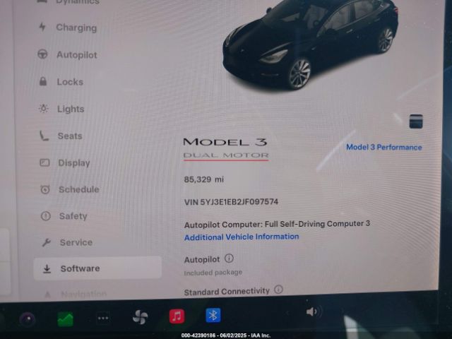 5YJ3E1EB2JF097574 Tesla MODEL 3
