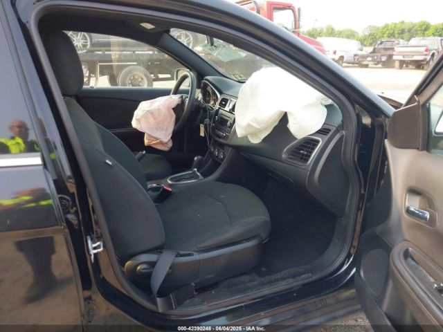 2012 CHRYSLER 200 1C3CCBAB0CN184349 Photo 4