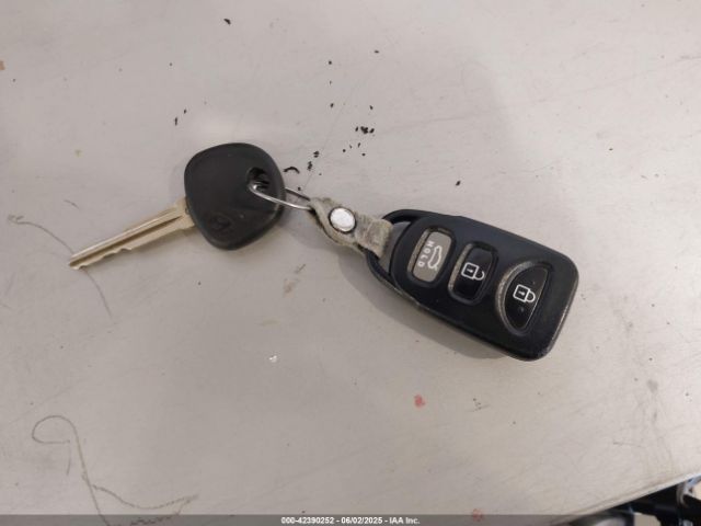 5NPDH4AE2EH508718 Hyundai ELANTRA SE