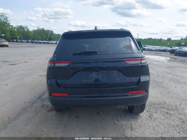 1C4RJHAG2PC660094 Jeep Grand Cherokee Altitude X 4x4