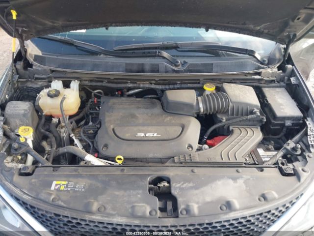 2017 CHRYSLER PACIFICA 2C4RC1EG1HR520896 Photo 9