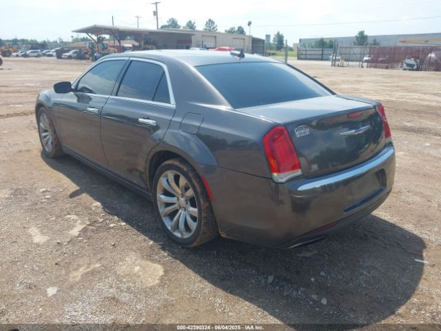 2019 CHRYSLER 300 2C3CCAEG8KH534284 Photo 2