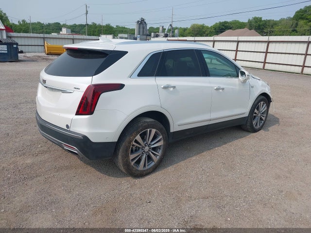 2020 CADILLAC XT5 1GYKNCRS0LZ116986 Photo 3