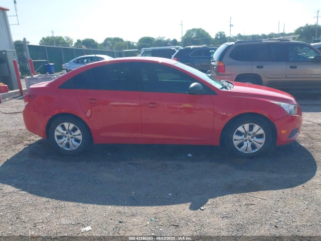 1G1PA5SH6E7409784 Chevrolet luw