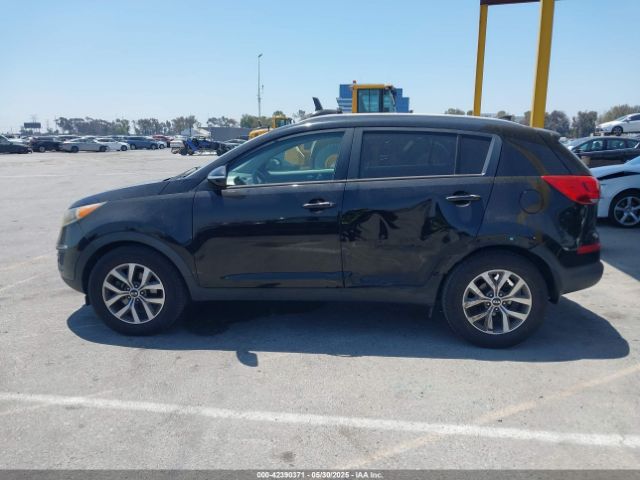 KNDPB3AC6E7613676 KIA Sportage Lx