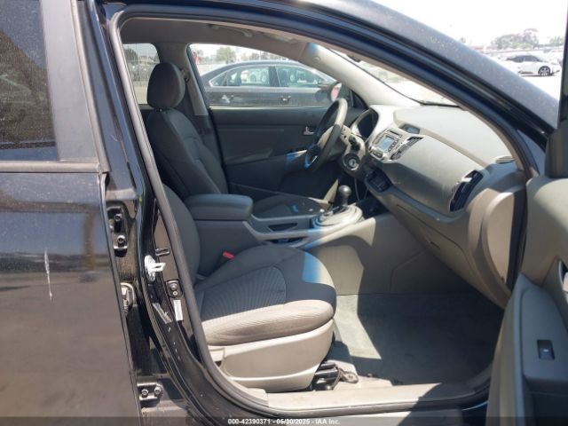KNDPB3AC6E7613676 KIA Sportage Lx