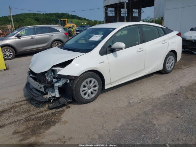 JTDKAMFU7M3147668 Toyota Prius Le