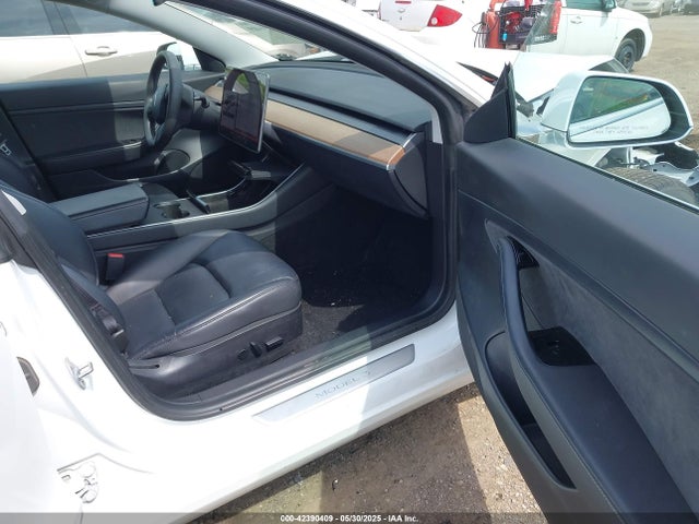 2020 TESLA MODEL 3 5YJ3E1EA3LF794276 Photo 4