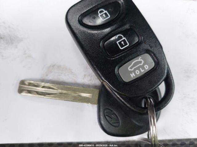 5NPEB4AC2EH819084 Hyundai SONATA GLS