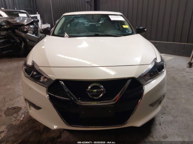1N4AA6AP2JC376043 Nissan Maxima 3.5 Sv