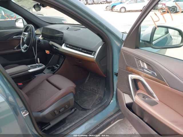 2023 BMW X1 WBX73EF05P5Y22531 Photo 4