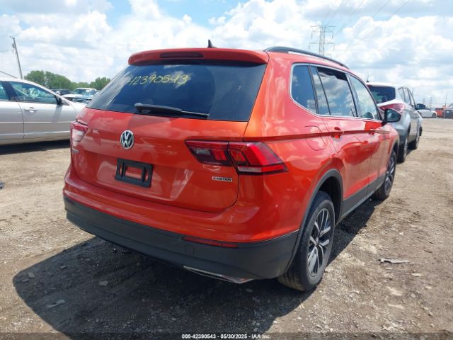 2019 VOLKSWAGEN TIGUAN 3VV2B7AX8KM165738 Photo 3
