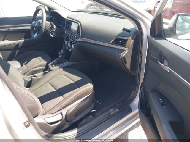 5NPD84LF0KH479284 Hyundai ELANTRA SEL