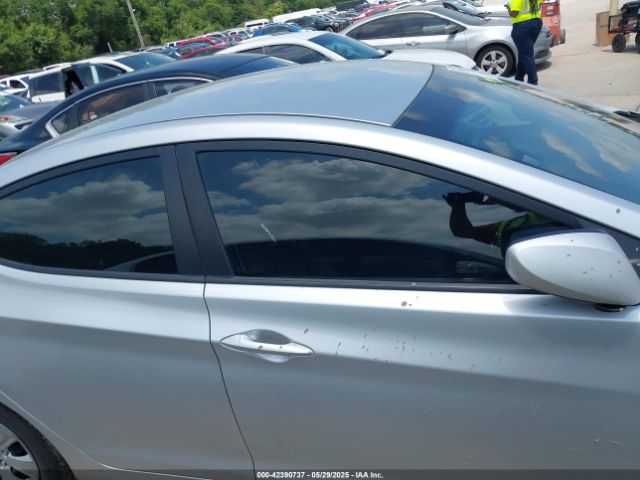 5NPDH4AE0GH664582 Hyundai ELANTRA SE