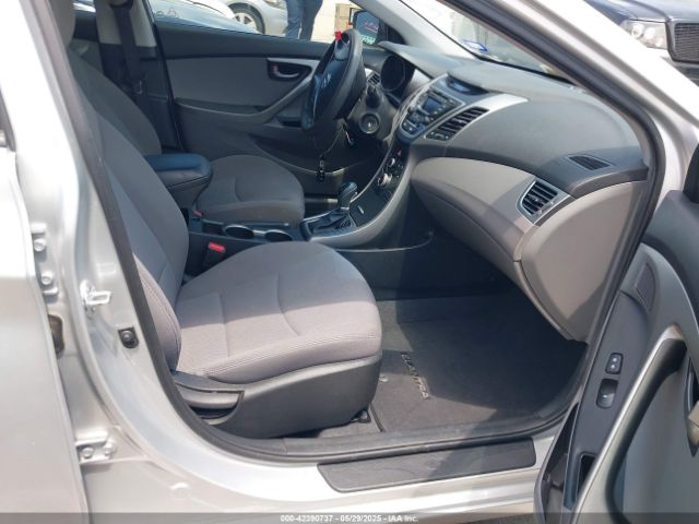 5NPDH4AE0GH664582 Hyundai ELANTRA SE
